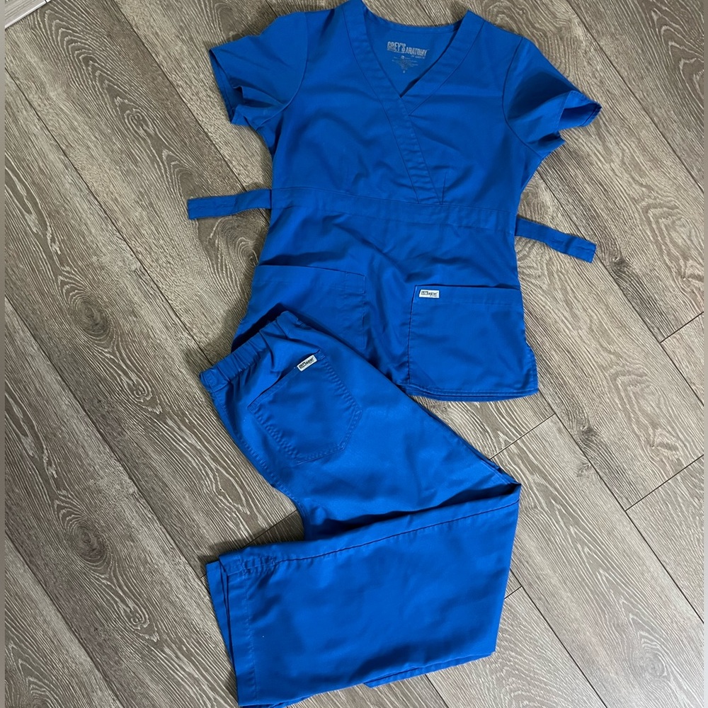 Greys Anatomy Royal Blue Scrub set